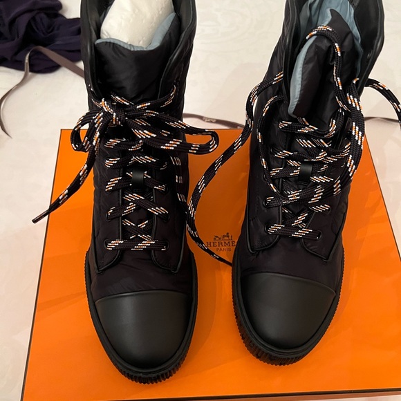 Hermes Fresh Ankle Boots - Picture 2 of 9